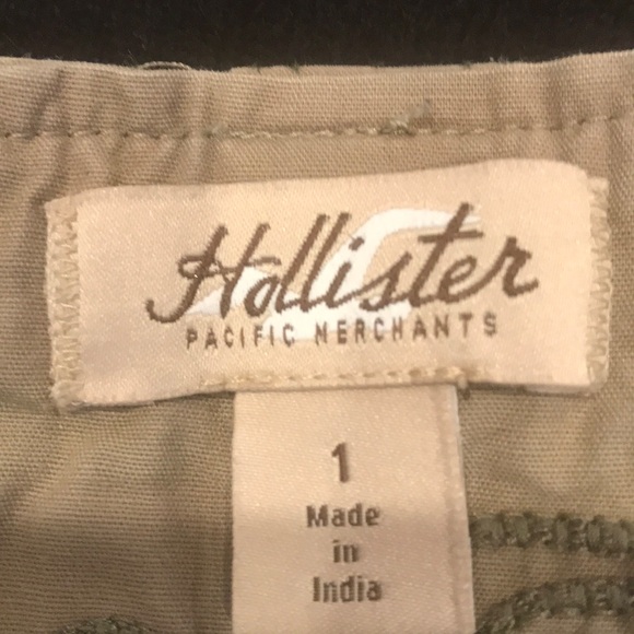 EUC CAMOUFLAGE MINI BY HOLLISTER - Picture 7 of 8
